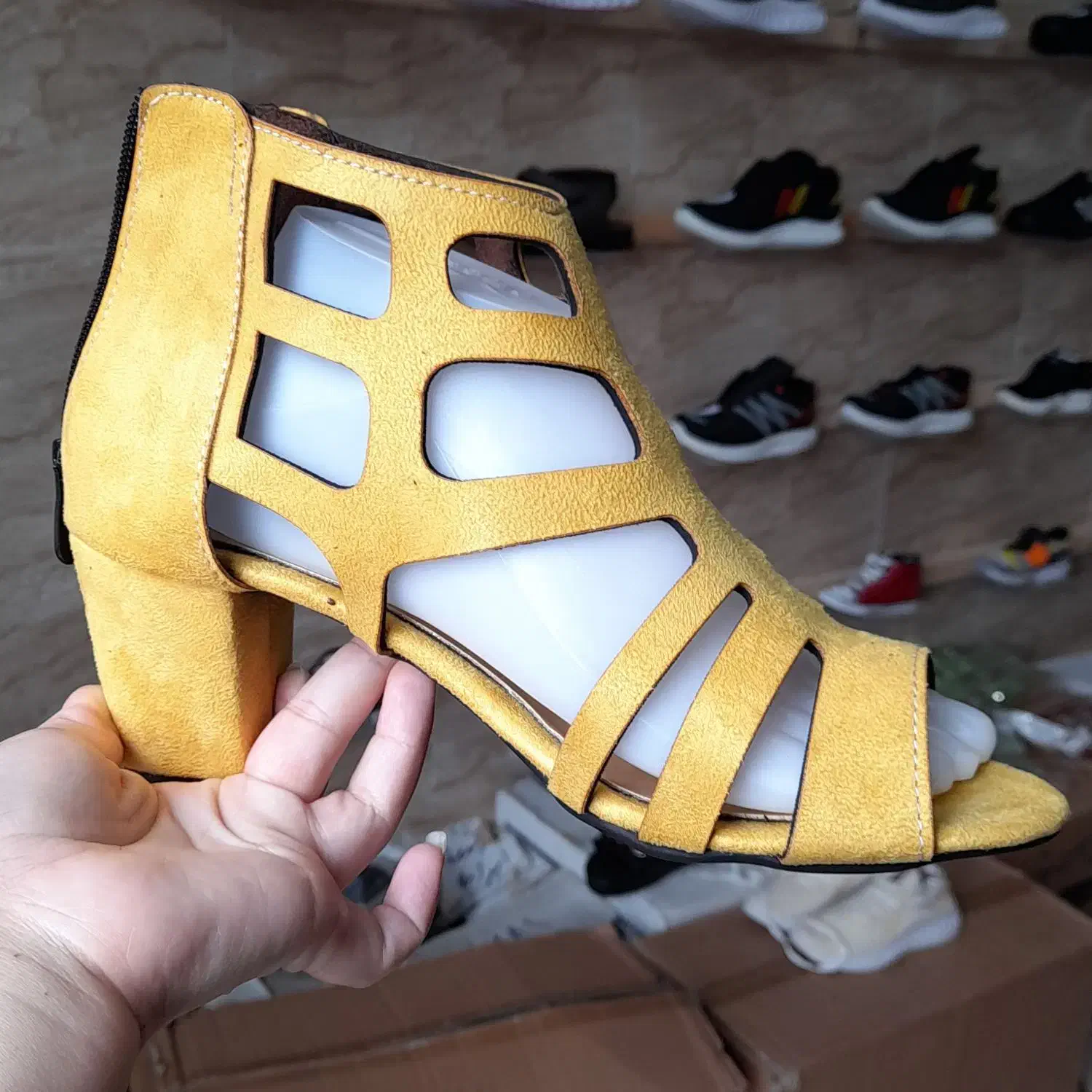 صندل مجلسی ۱۰۰ تومن|کیف، کفش، کمربند|رشت, حمیدیان|دیوار