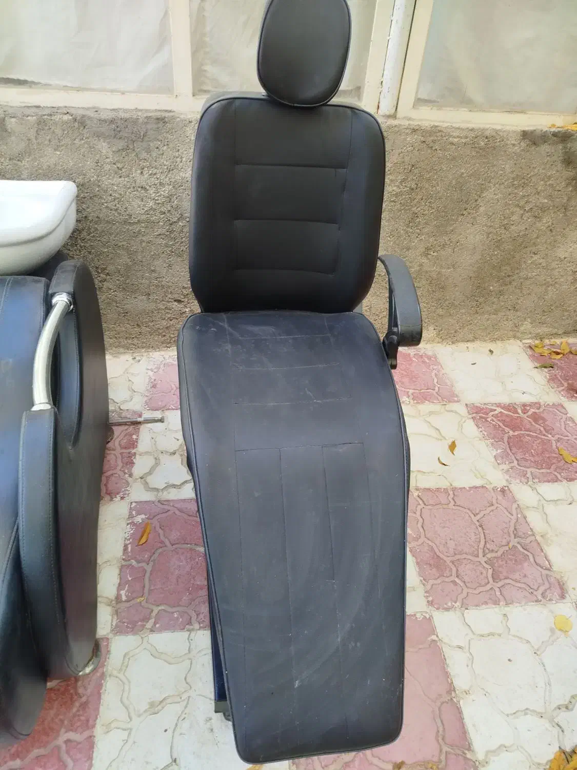 فروشی|آرایشگاه و سالن‌های زیبایی|قیدار, |دیوار