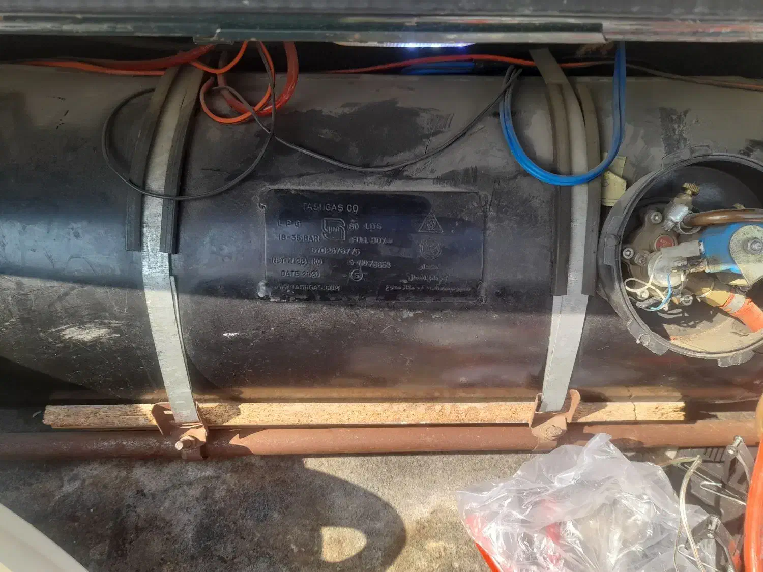 کپسول ال پی جی ۸۰ لیتری (۴ کپسوله)|قطعات یدکی و لوازم جانبی|اصفهان, بهارستان|دیوار