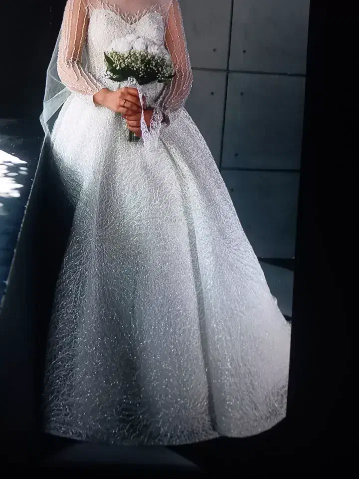 لباس عروس سنگدوزی شده|لباس|پاکدشت, حصار امیر|دیوار