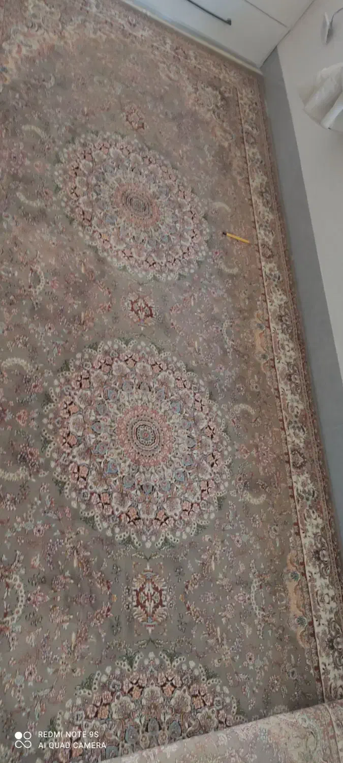 دو تختە فرش شش متری در حد نو|فرش|جوانرود, |دیوار