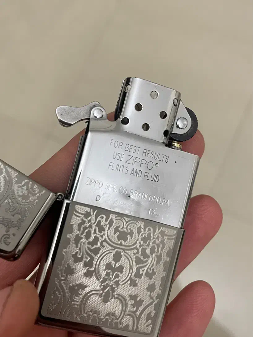 فندک زیپو اصلی طراحی یکطرفه فول|زیورآلات و اکسسوری|تهران, تهرانپارس جنوبی|دیوار