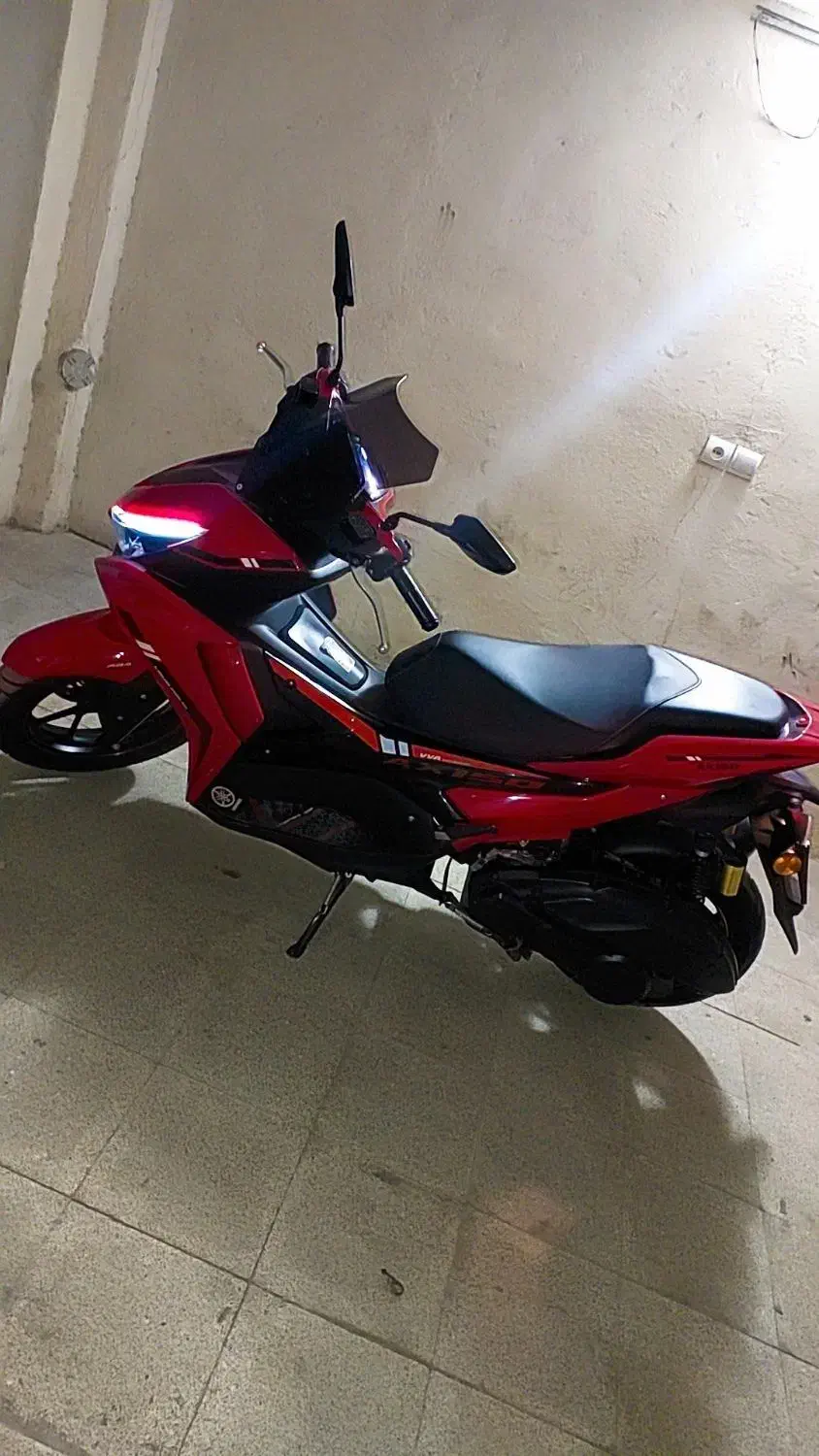 آیروکس طرح هانی قرمز|موتورسیکلت|پاکدشت, پاکدشت (مامازند)|دیوار