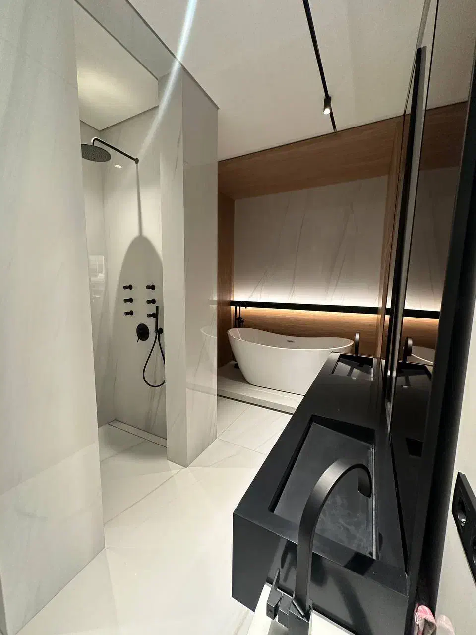 ۲۷۰متـر  اسمـارت مـدرن  طـ۶ فـایـل شـخصـی