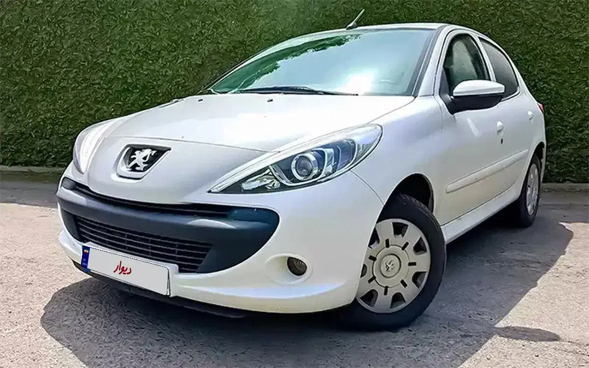 پژو۲۰۷i|خودرو سواری و وانت|کرمان, |دیوار