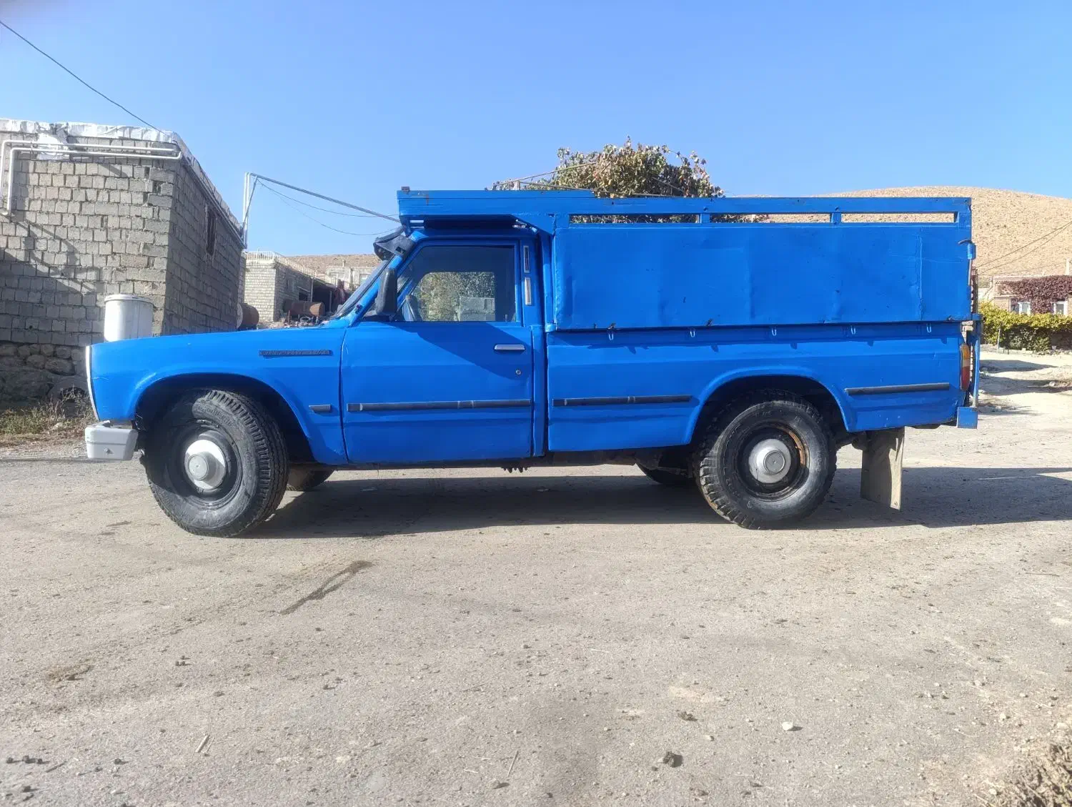 نیسان وانت مدل 81 دوگانه|خودرو سواری و وانت|اشنویه, |دیوار