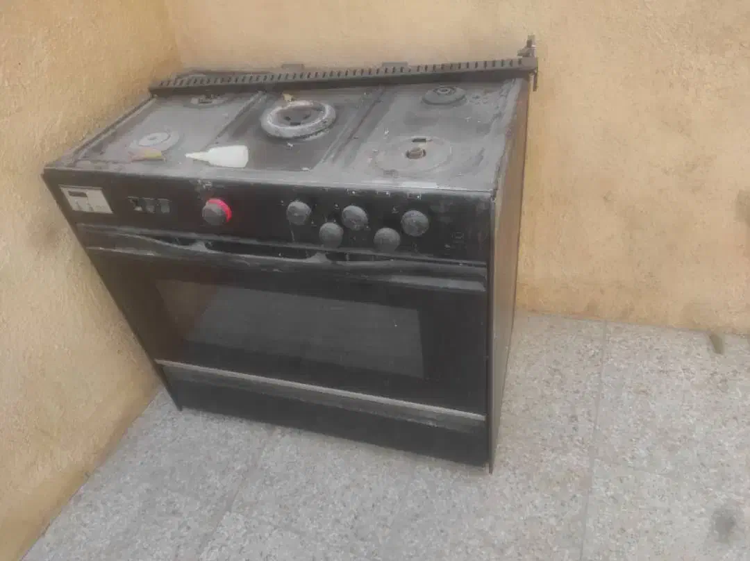 گاز ۵شعله فردار کاملا سالم کارکرده|اجاق گاز و لوازم برقی پختوپز|اصفهان, قائمیه|دیوار