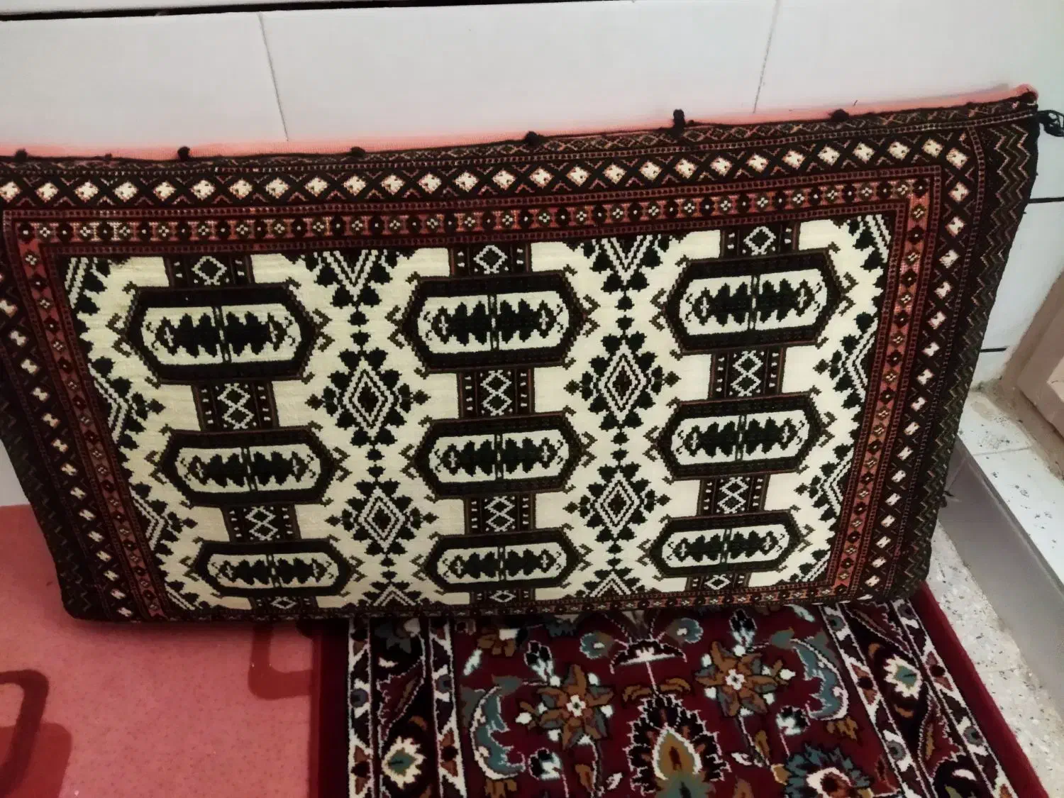 پشتی|پشتی|فردوس (خراسان), |دیوار