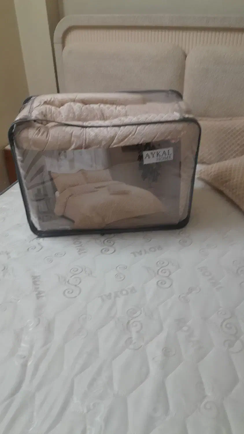 فروش زیر قیمت|تخت و سرویس خواب|برخوار, |دیوار