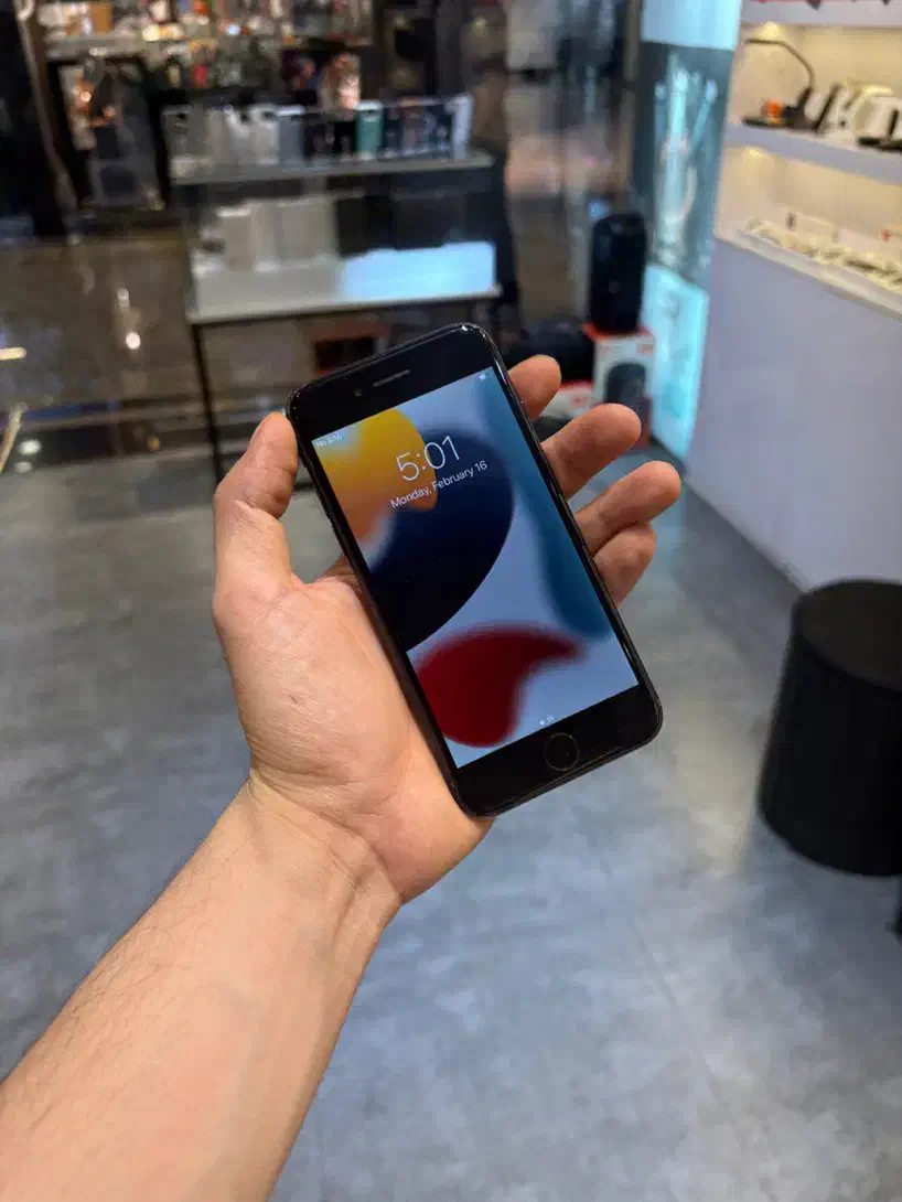 آیفون ۷|موبایل|تهران, آسمان|دیوار