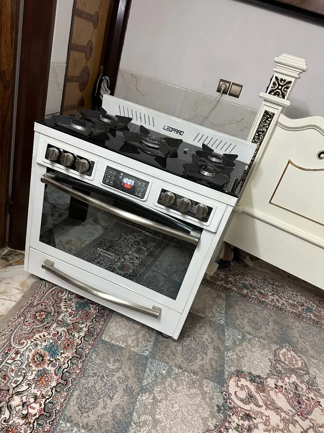 فرگاز 5شعله درحدنو|اجاق گاز و لوازم برقی پخت‌وپز|لنجان, |دیوار