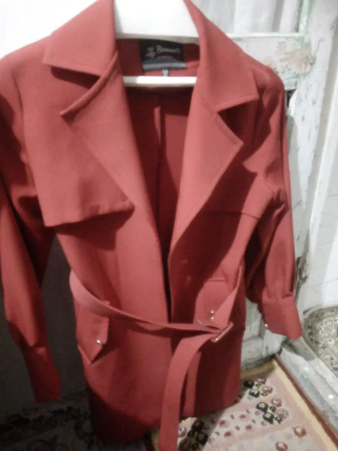 مانتو کتی تمیز و مرتب می‌باشد و فقط دوبار پوشیدم|لباس|نیشابور, شهید جعفری|دیوار