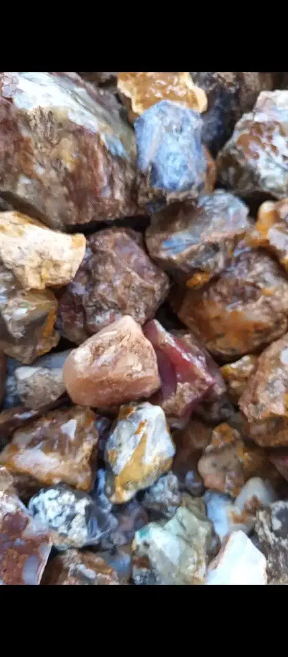 سنگ زیبای زینتی وشجر|جواهرات|بیرجند, |دیوار