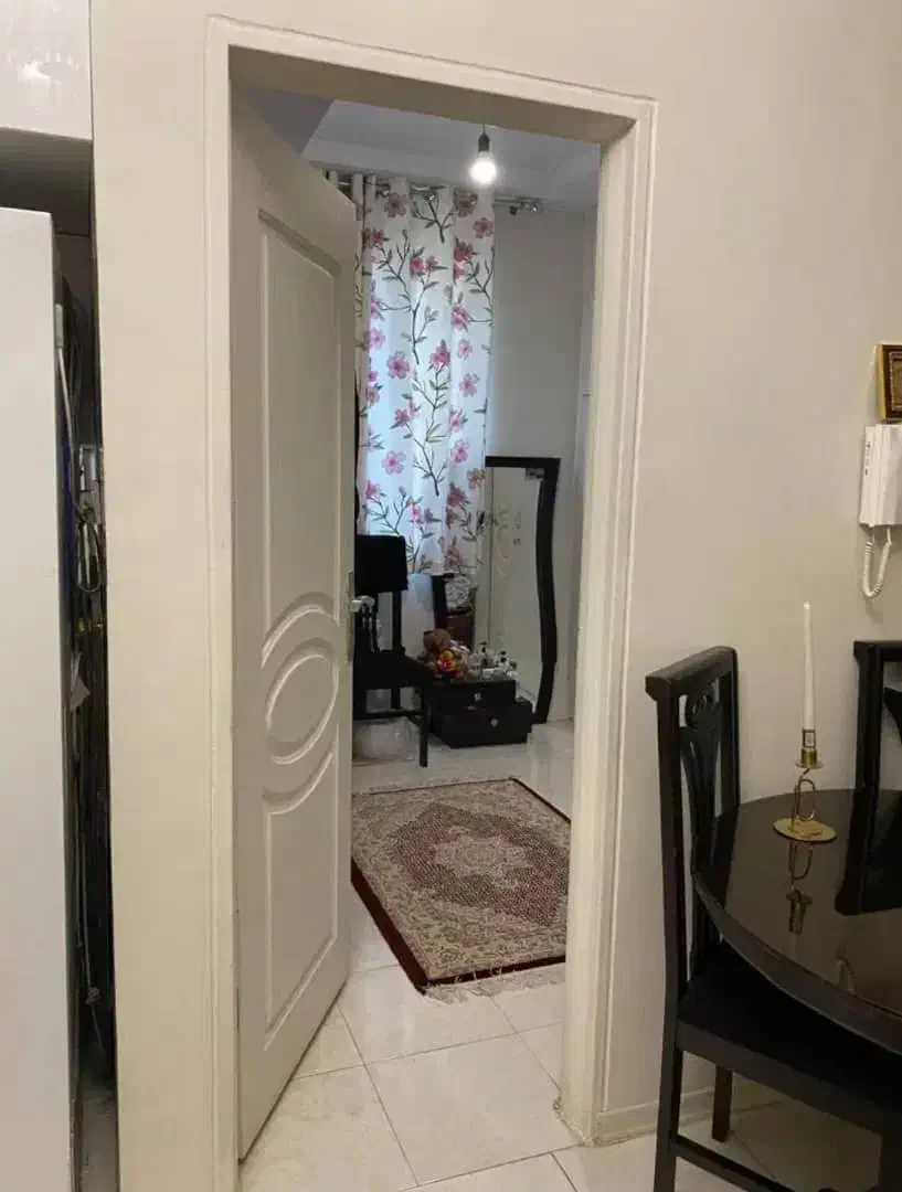 ۵۵مترنوساز1402فول/آسانسور/پارکینگ‌ماشین/انباری