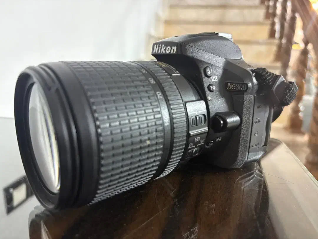 فروش دوربین Nikon D5300 با لنز 18-140|دوربین عکاسی و فیلم‌برداری|مشهد, شهرآرا|دیوار