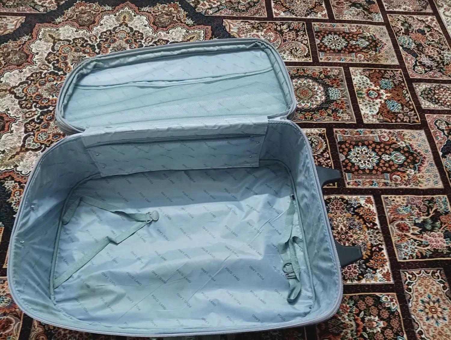 چمدان خانوادگی بزرگ جنس درجه۱|کیف، کفش، کمربند|قم, نوبهار|دیوار