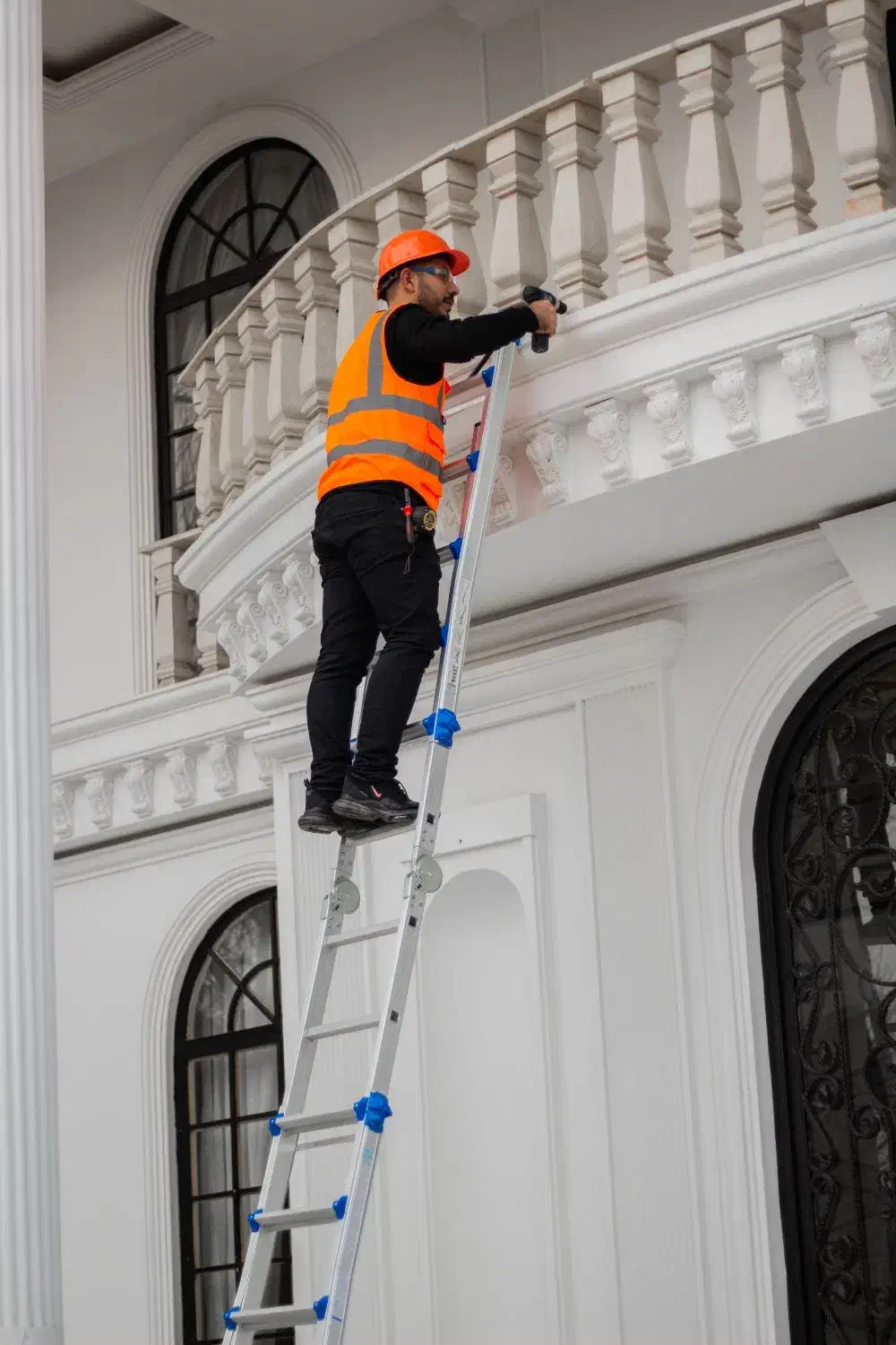 نردبان تلسکوپی|ابزارآلات|کرج, شهرک صدف|دیوار