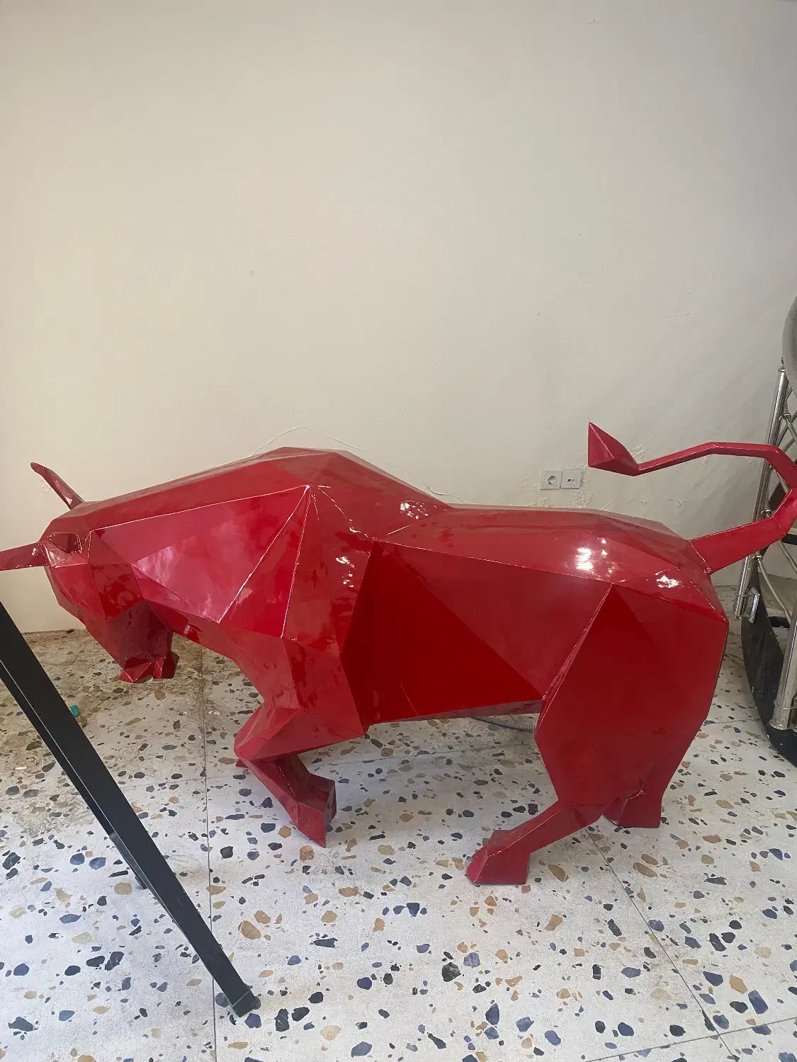 مجسمه|مجسمه، تندیس، ماکت|گرگان, |دیوار