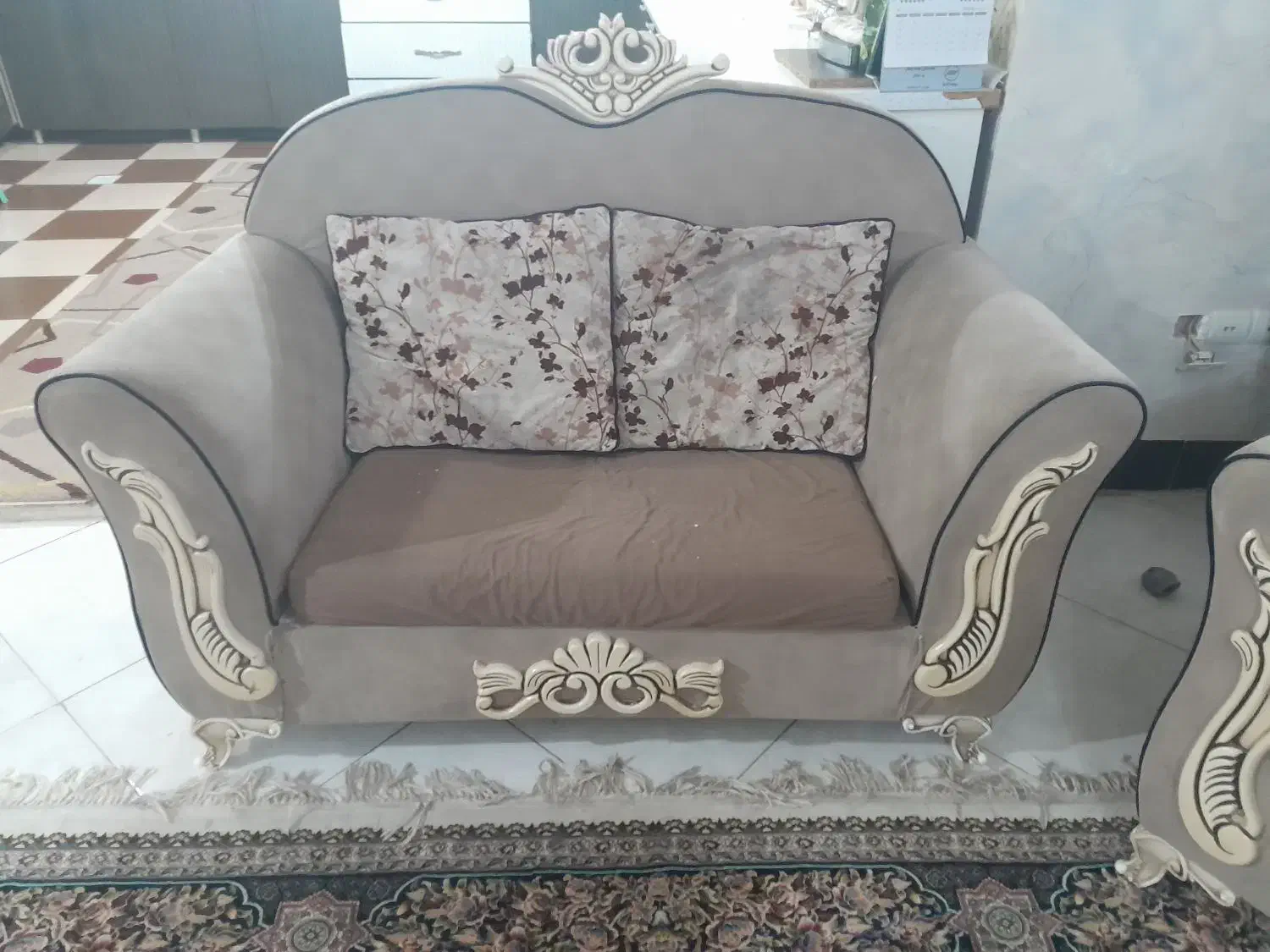 مبل دست دو|مبلمان خانگی و میز عسلی|گناباد, |دیوار