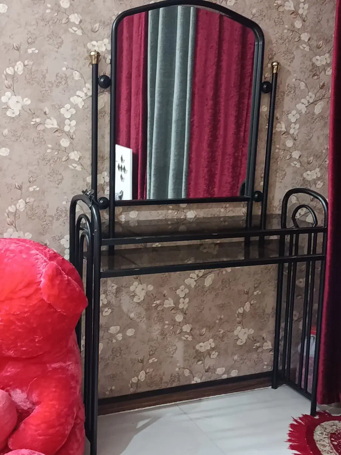 آیینه|آینه|مشهد, فرهنگیان (شهرک غرب)|دیوار