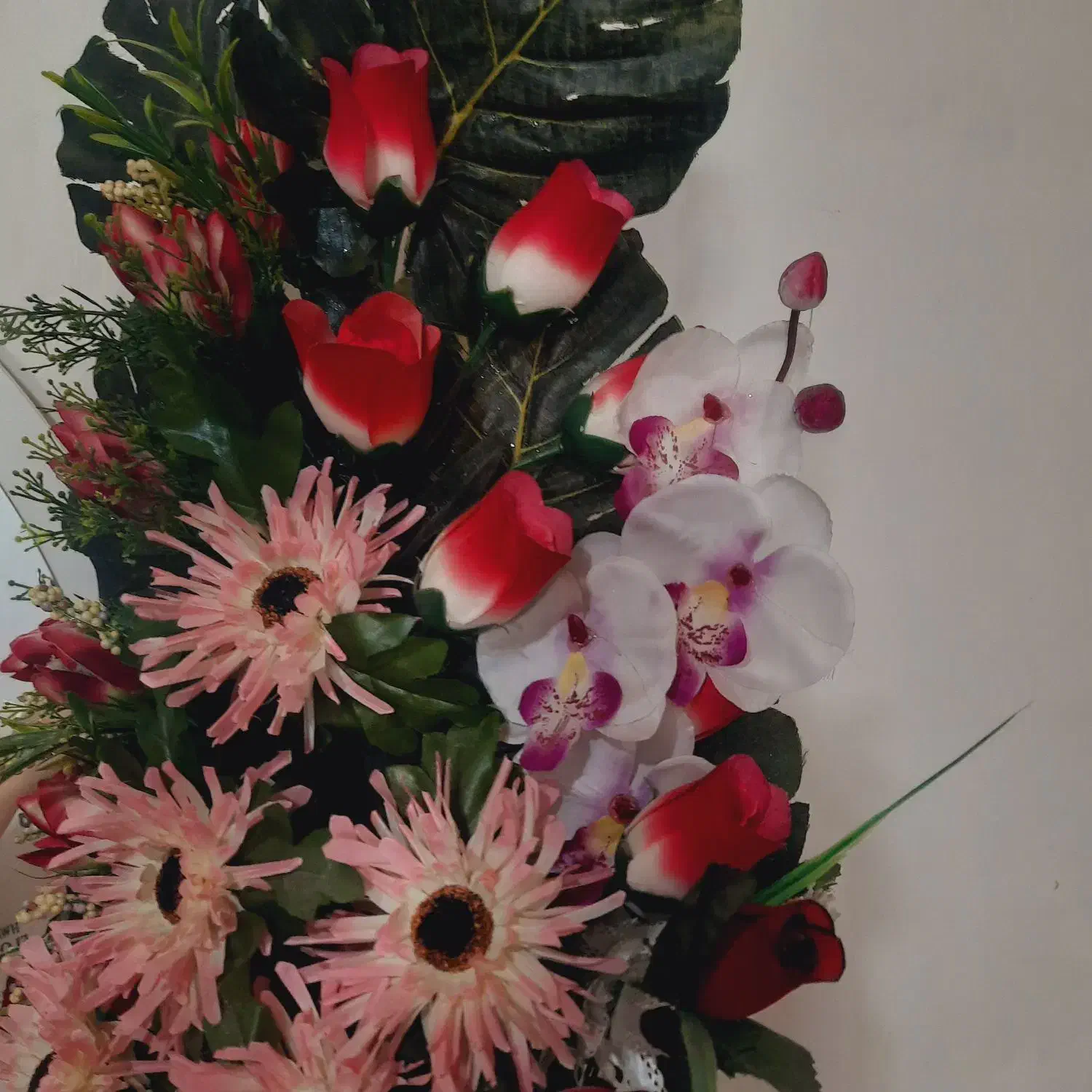 گل مصنوعی و گلدان|گل مصنوعی|مشهد, شهید آوینی|دیوار