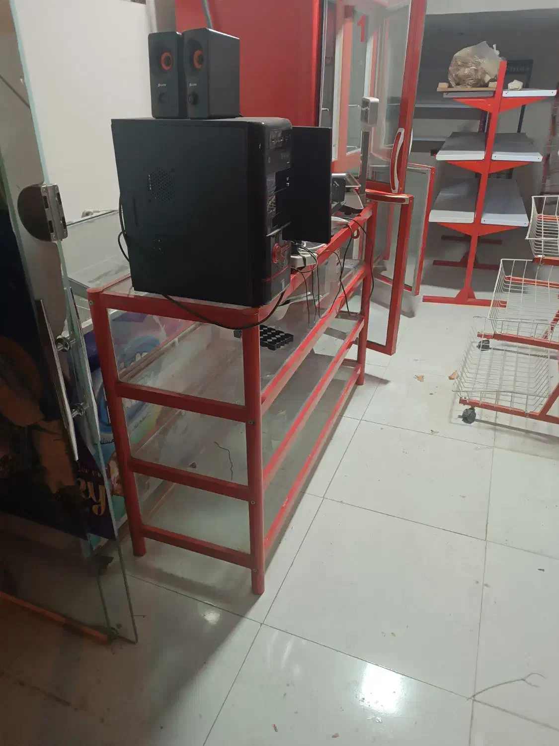 حراج وسایل سوپری.|حراج|صدرا-فارس, فاز ۱|دیوار