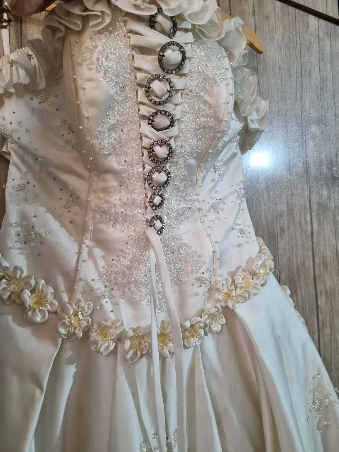 لباس عروس در حد نو|لباس|شیراز, دشت چنار|دیوار