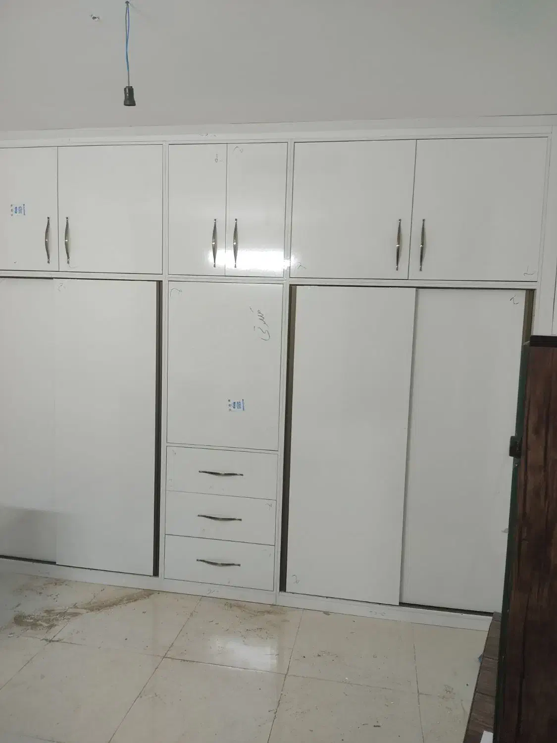 تعمییرات کابینت و کمد MDF در اسرع وقت|خدمات پیشه و مهارت|اصفهان, دشتستان|دیوار