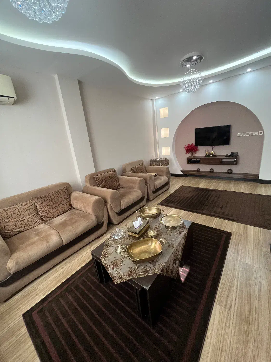 کم واحد ۱۰۴متر/ فول بازسازی/ زیر قیمت منطقه / دانش|فروش آپارتمان|لاهیجان, کوی آزادگان|دیوار