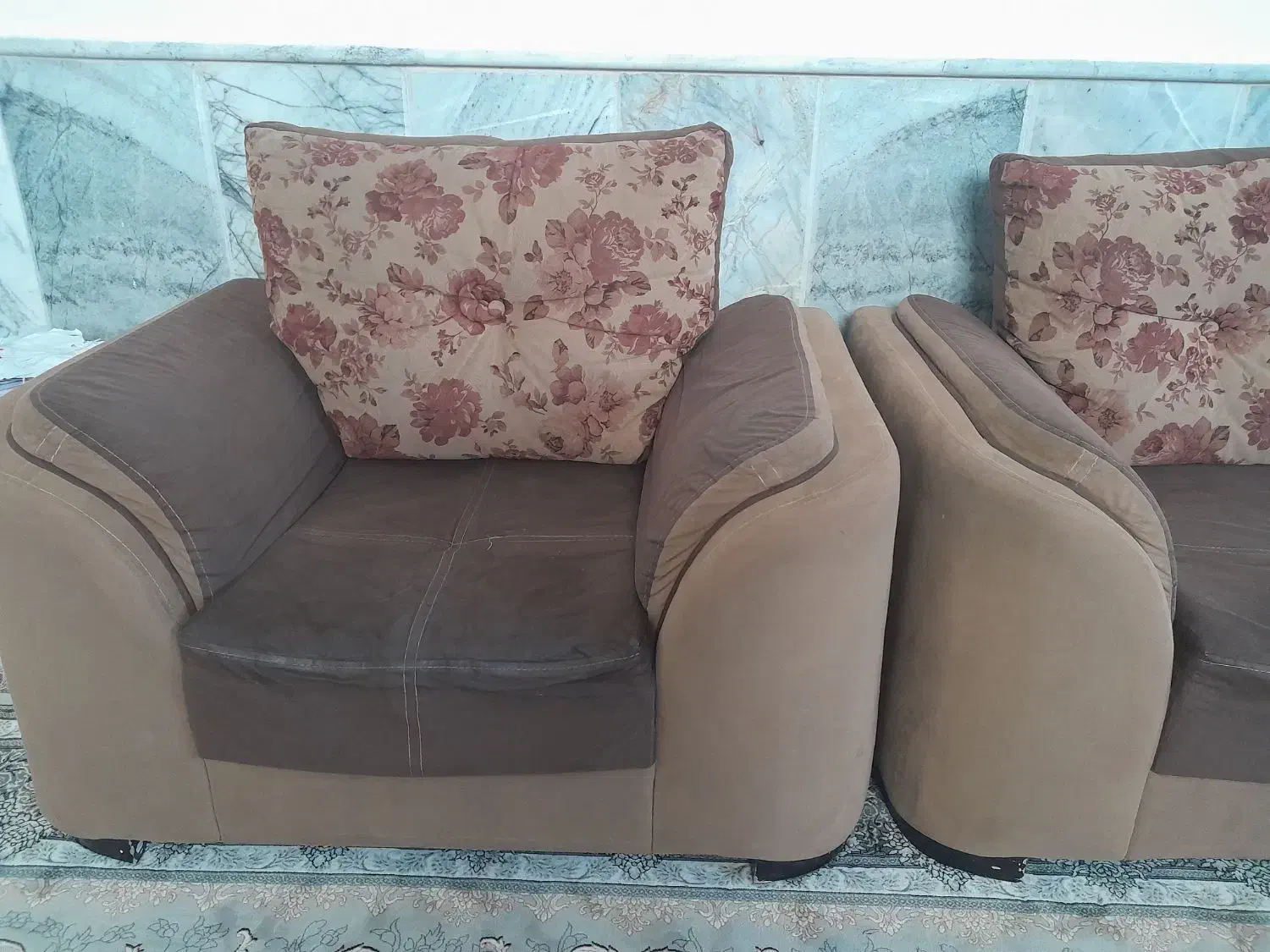 مبل هفت نفره|مبلمان خانگی و میز عسلی|نیشابور, جمهوری|دیوار