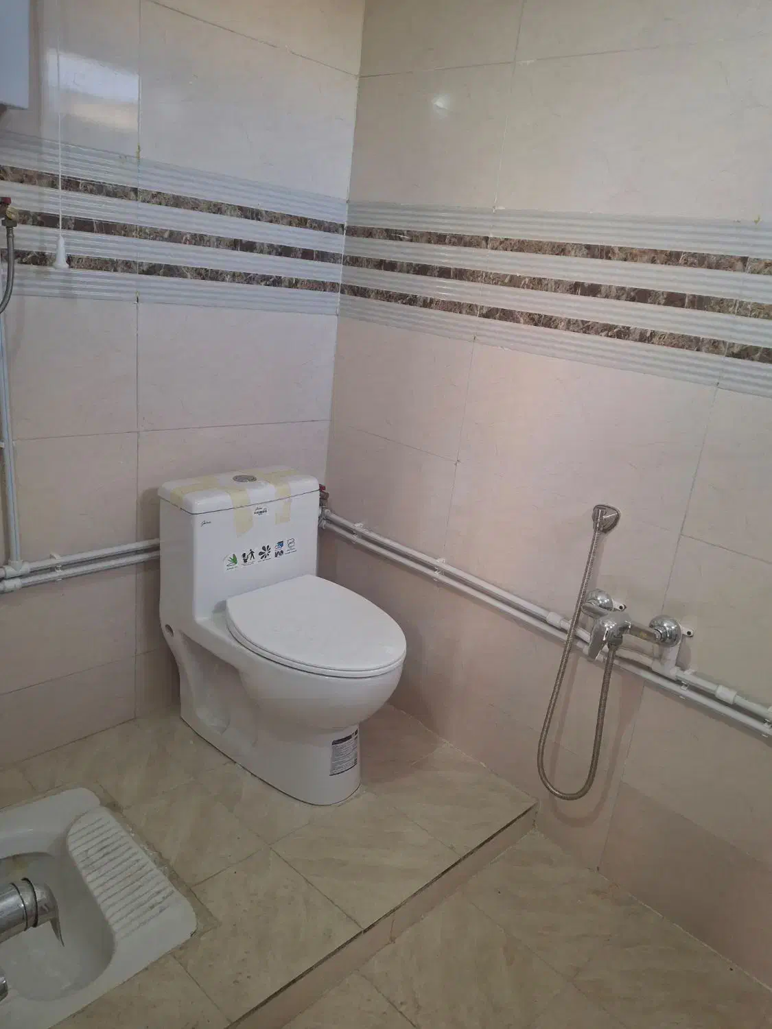 اجاره طبقه همکف ساختمان برا انباری آرایشگاه خیاطی|اجارهٔ دفتر کار، اتاق اداری، مطب|مشگین شهر, |دیوار