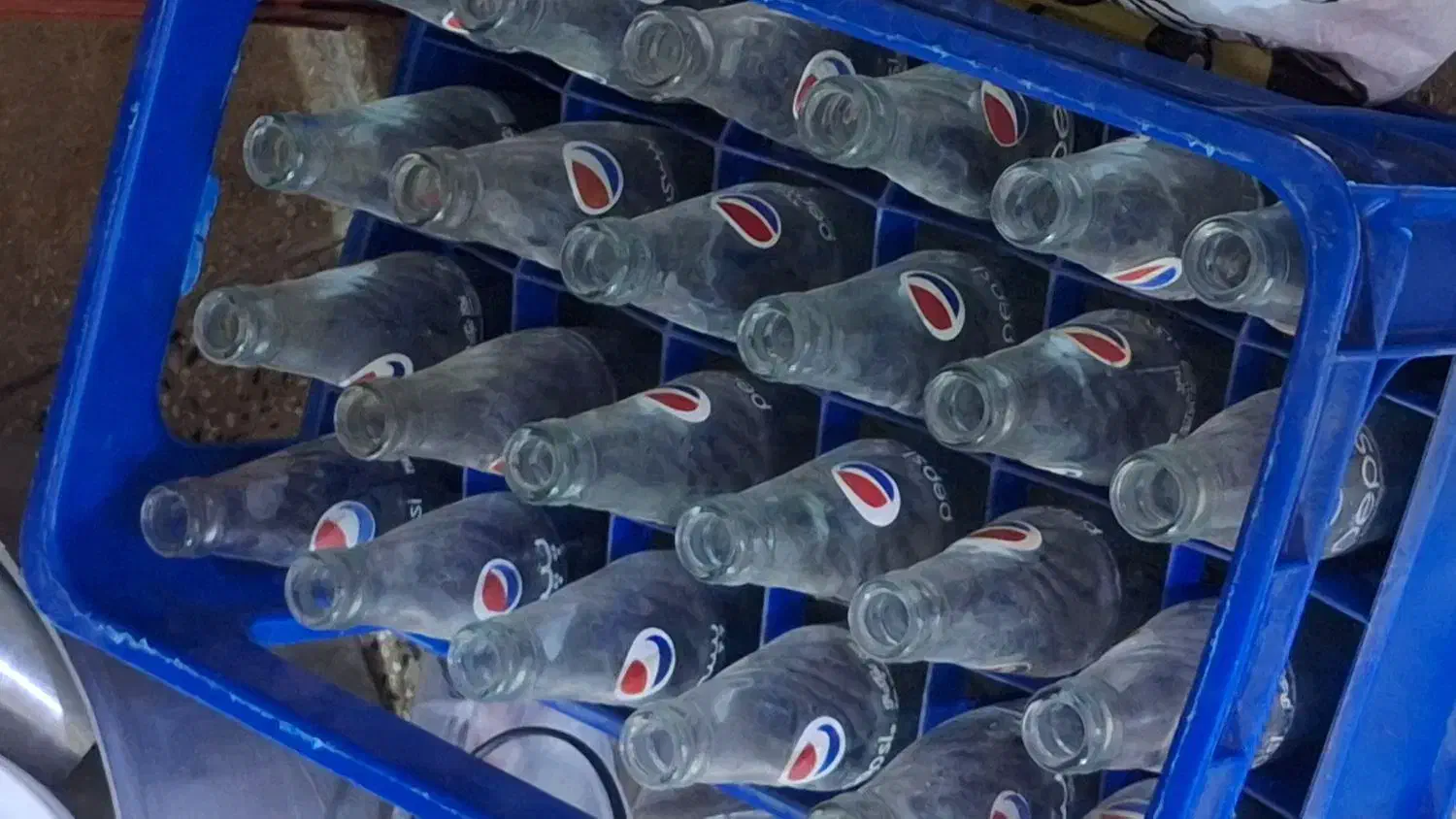 چندتا وسیله به دلیل جابجایی با زیر قیمت|ظروف سرو و پذیرایی|اهواز, کوی علوی|دیوار