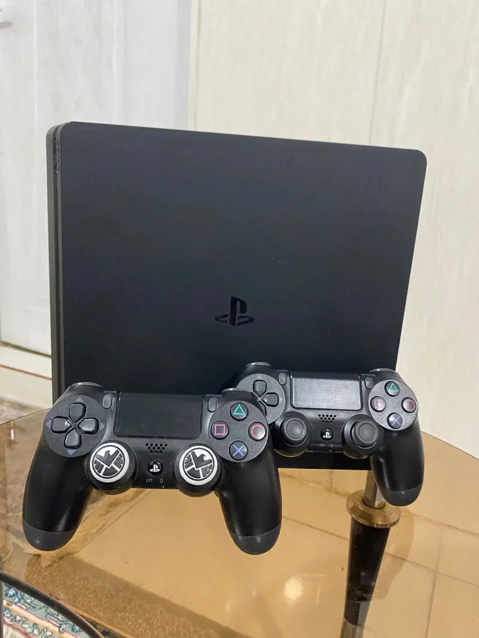 Ps 4 slim 1TB اکانتی دو دسته|کنسول، بازی ویدئویی و آنلاین|مشهد, شهید معقول|دیوار