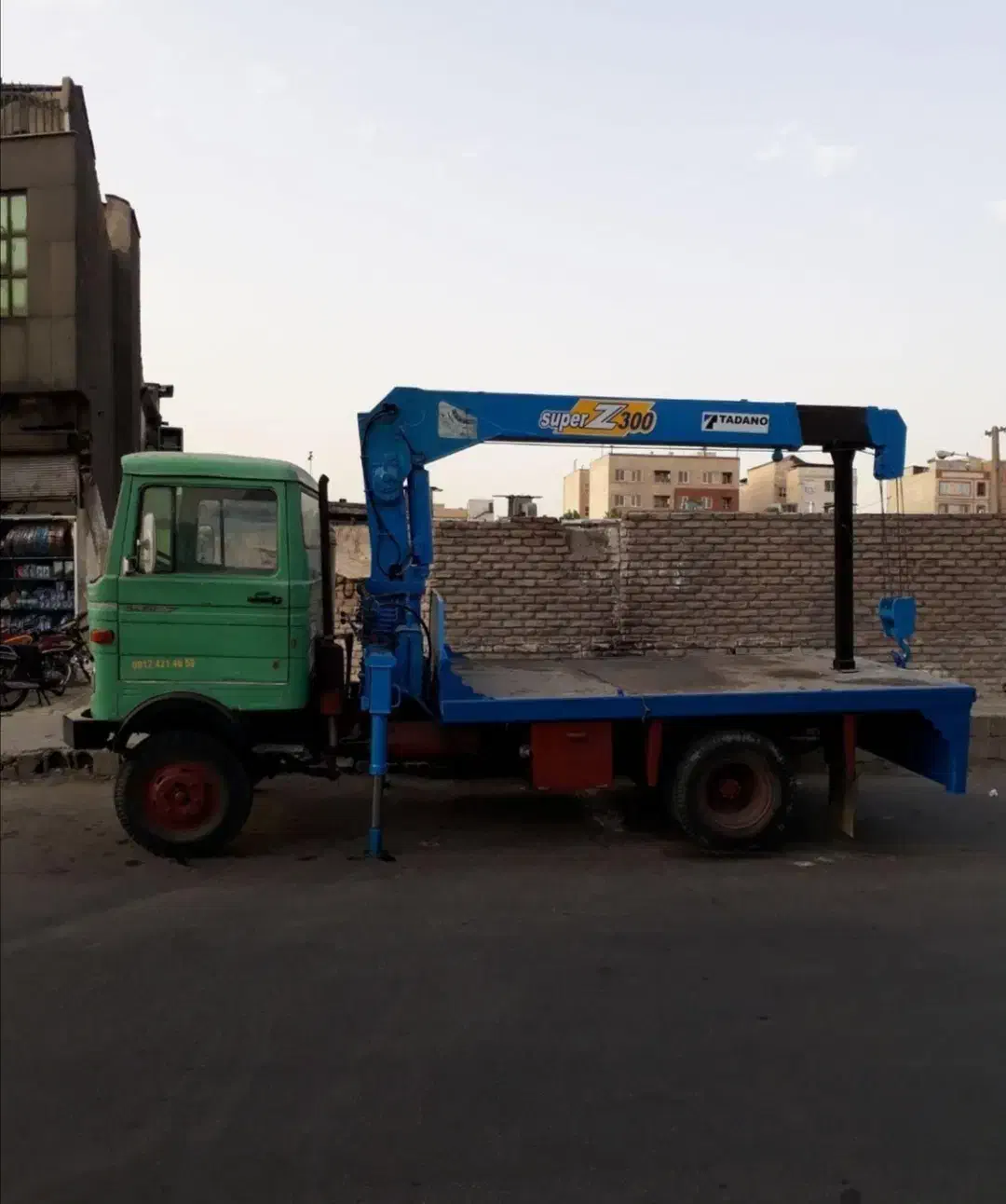جرثقیل خاور|خدمات حمل و نقل|نیشابور, میدان حافظ|دیوار