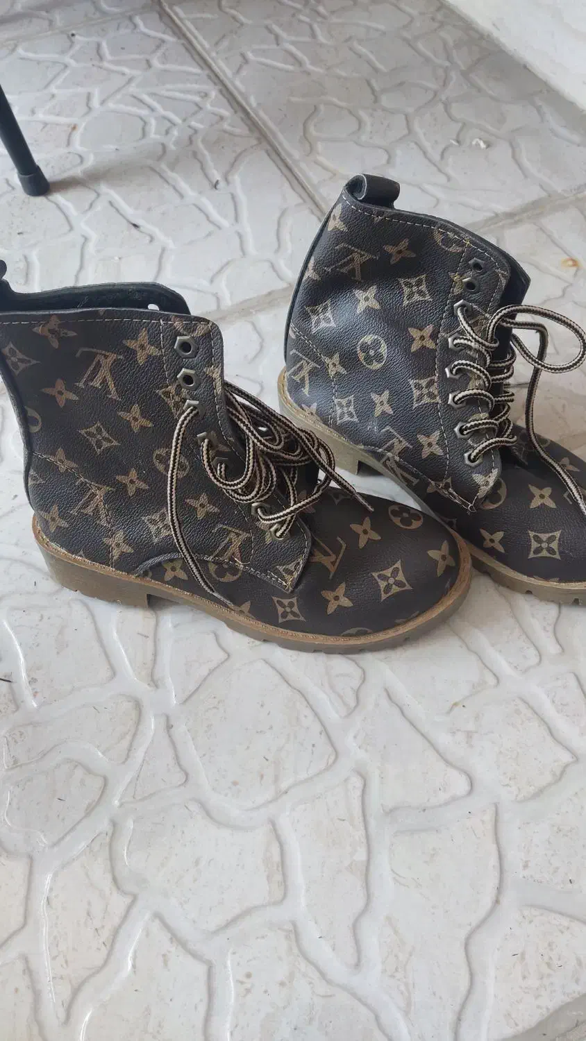 نیم بوت|کیف، کفش، کمربند|گرگان, |دیوار