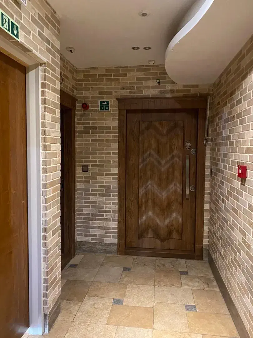 180 متر 3 خواب لاکچری .ویو ابدی .  رو ب افتاب .