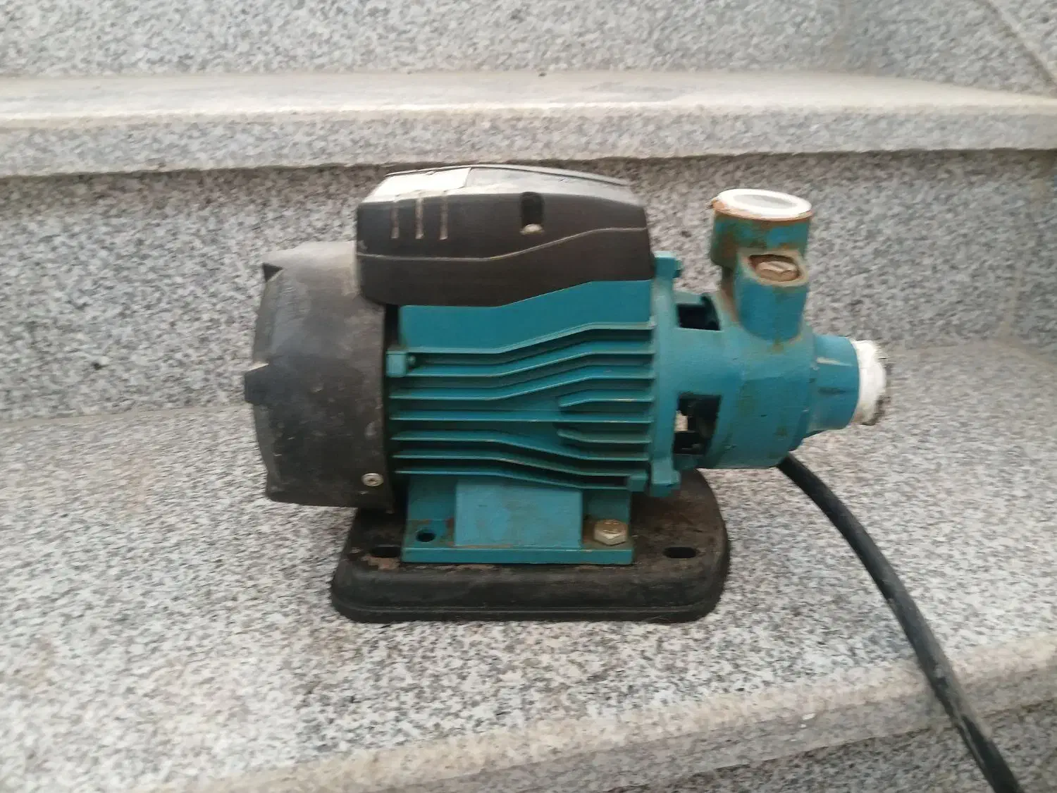 پمپ نیم اسب مارک دلتا|مصالح و تجهیزات ساختمان|نیشابور, شهرک جانبازان|دیوار