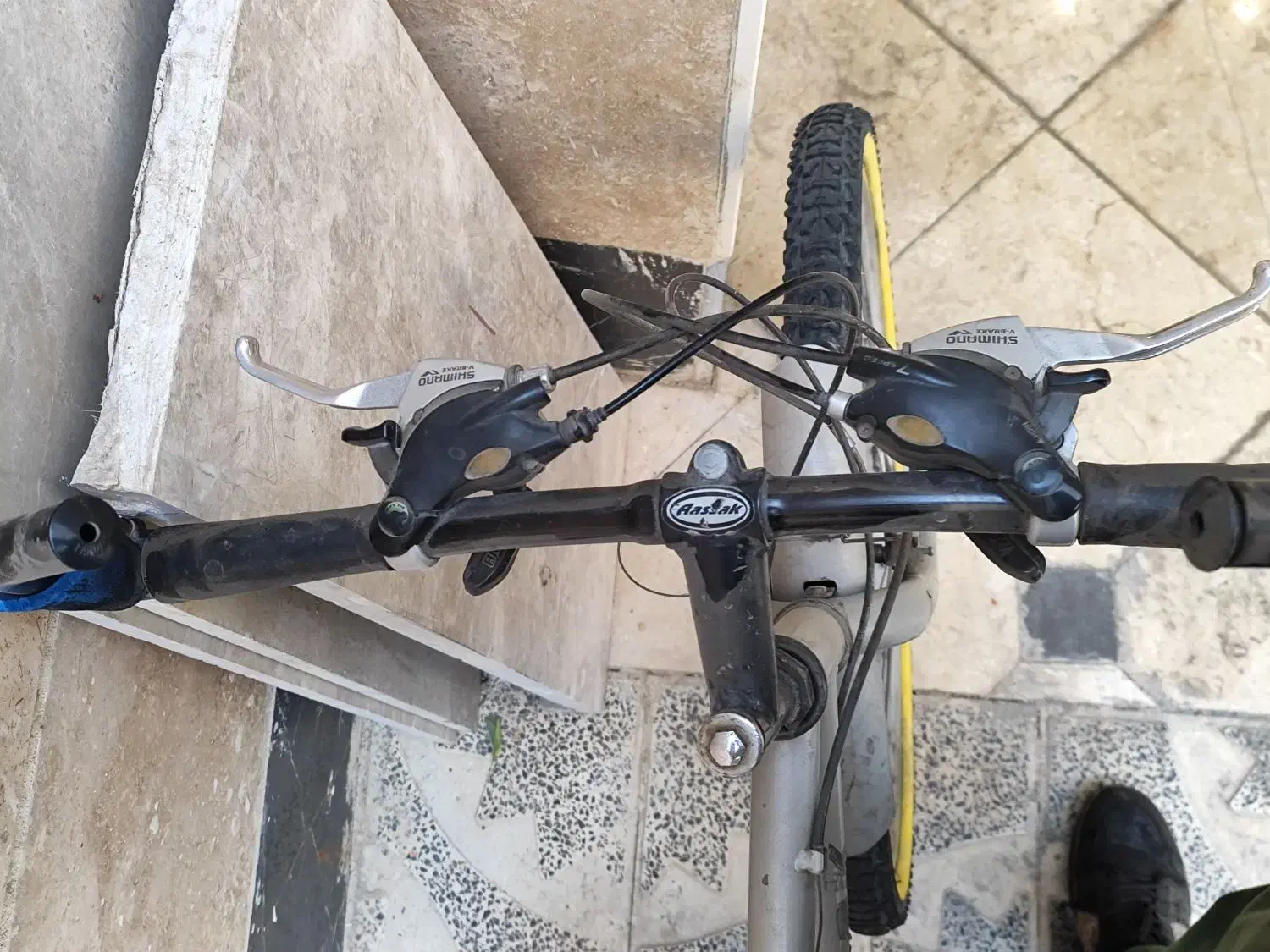 دوچرخه|دوچرخه، اسکیت، اسکوتر|ری, دیلمان|دیوار