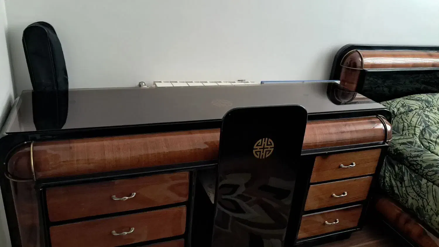 سرویس خواب دونفره تمام چوب|تخت و سرویس خواب|تهران, باغ فیض|دیوار