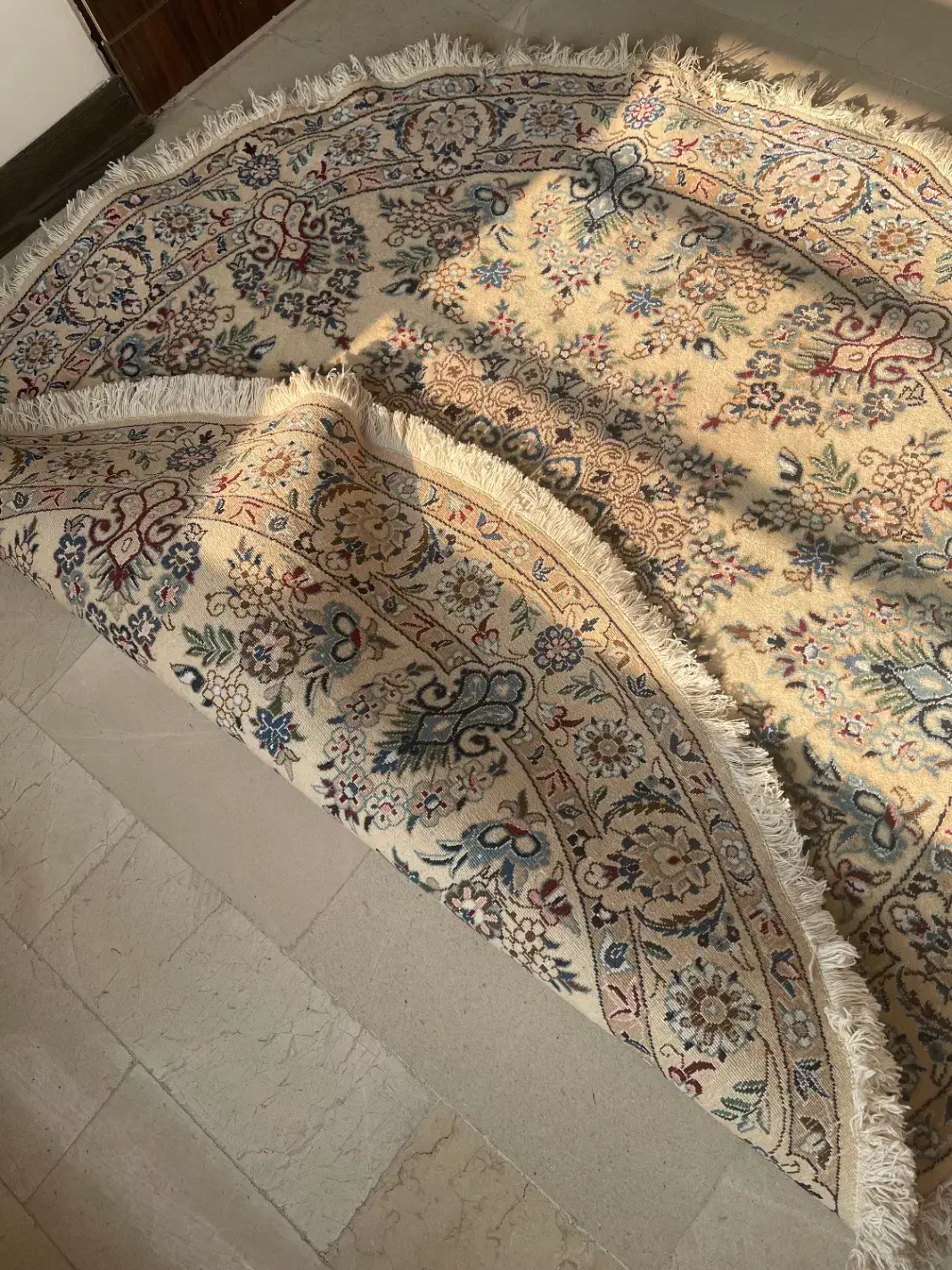 فرش دستباف نائین|فرش|تهران, ارامنه|دیوار