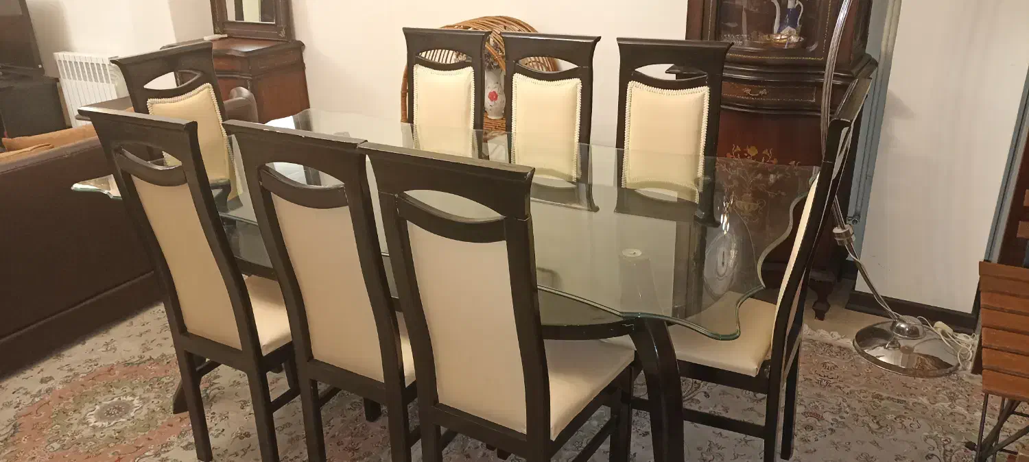 میز نهار خوری 8 نفره و یک دکوری|میز و صندلی غذاخوری|بندر انزلی, ساحل قو|دیوار