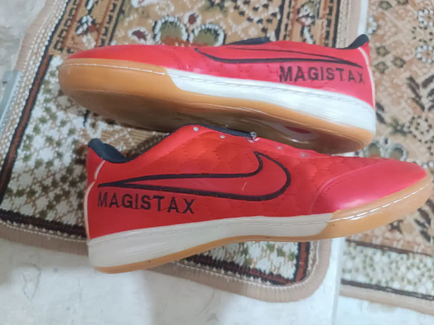 کفش سالنی|کیف، کفش، کمربند|صفادشت, |دیوار