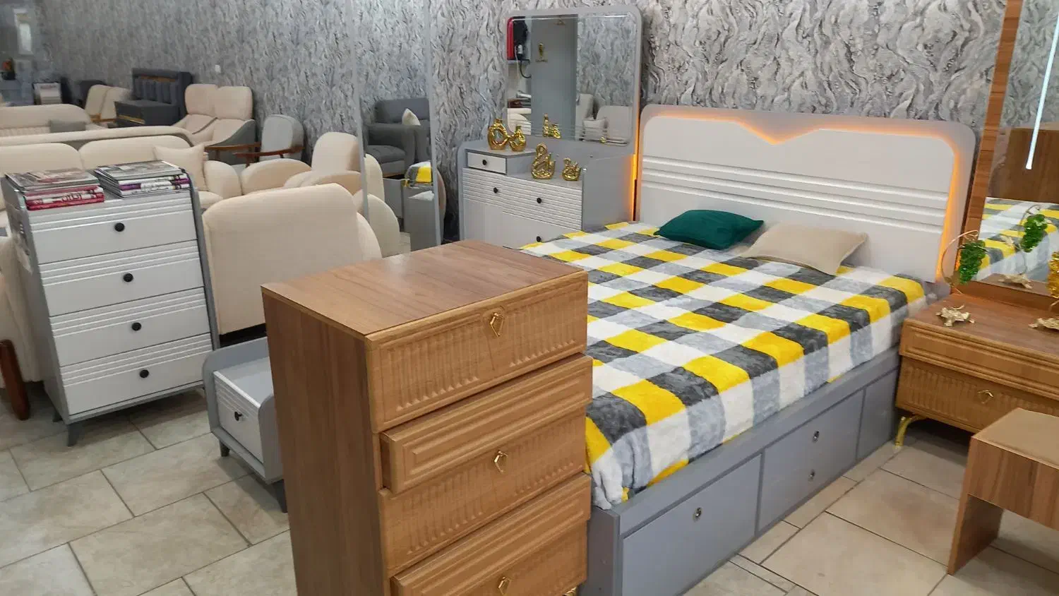 سرویس خواب به قیمت تولیدی مناسب جهیزیه عروس|تخت و سرویس خواب|زنجان, |دیوار