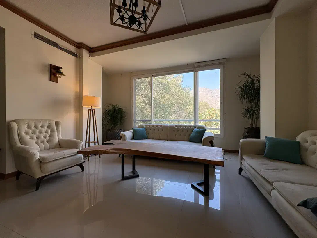 ۸۰ متر آجودانیه غرق در نور/مخصوص مجرد و خانواده