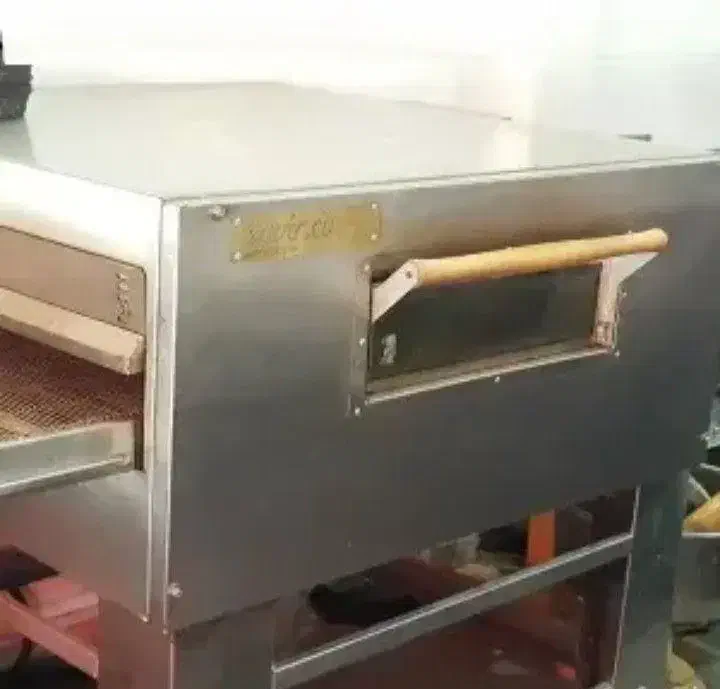 فر ریلی پیتزا|کافی‌شاپ و رستوران|نوشهر, |دیوار