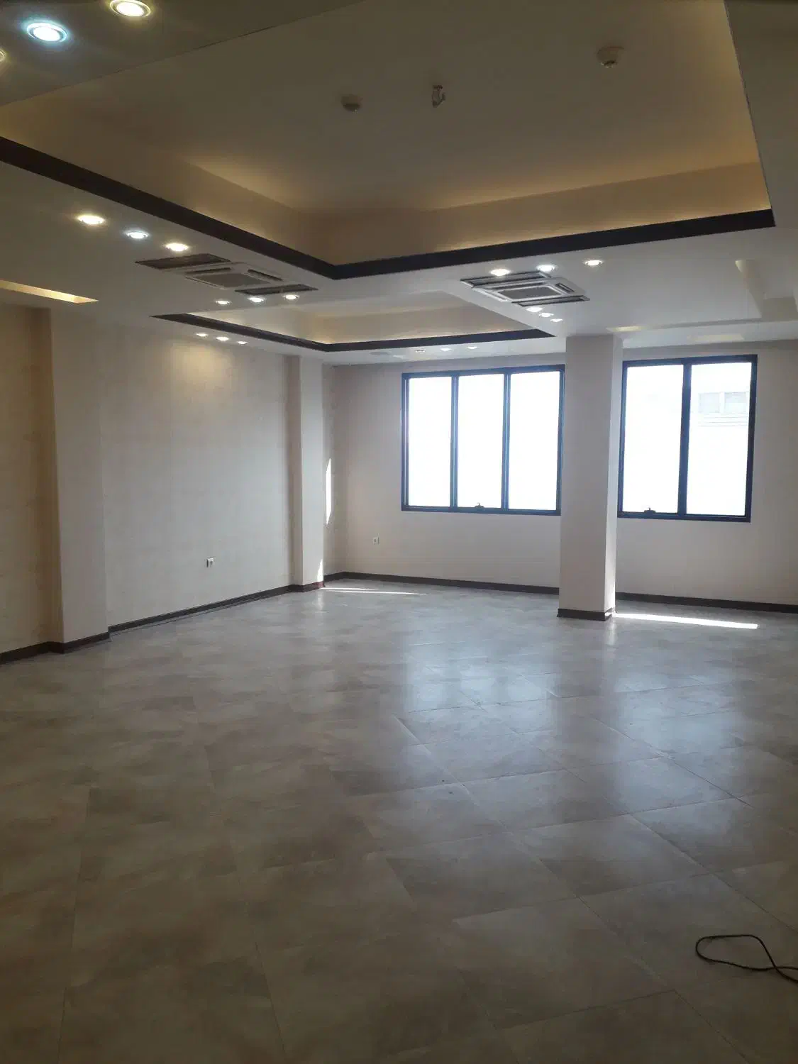 اجاره مسکونی بر حافظ /۲۱۰متر/تخلیه|اجارهٔ آپارتمان|قم, بکایی|دیوار