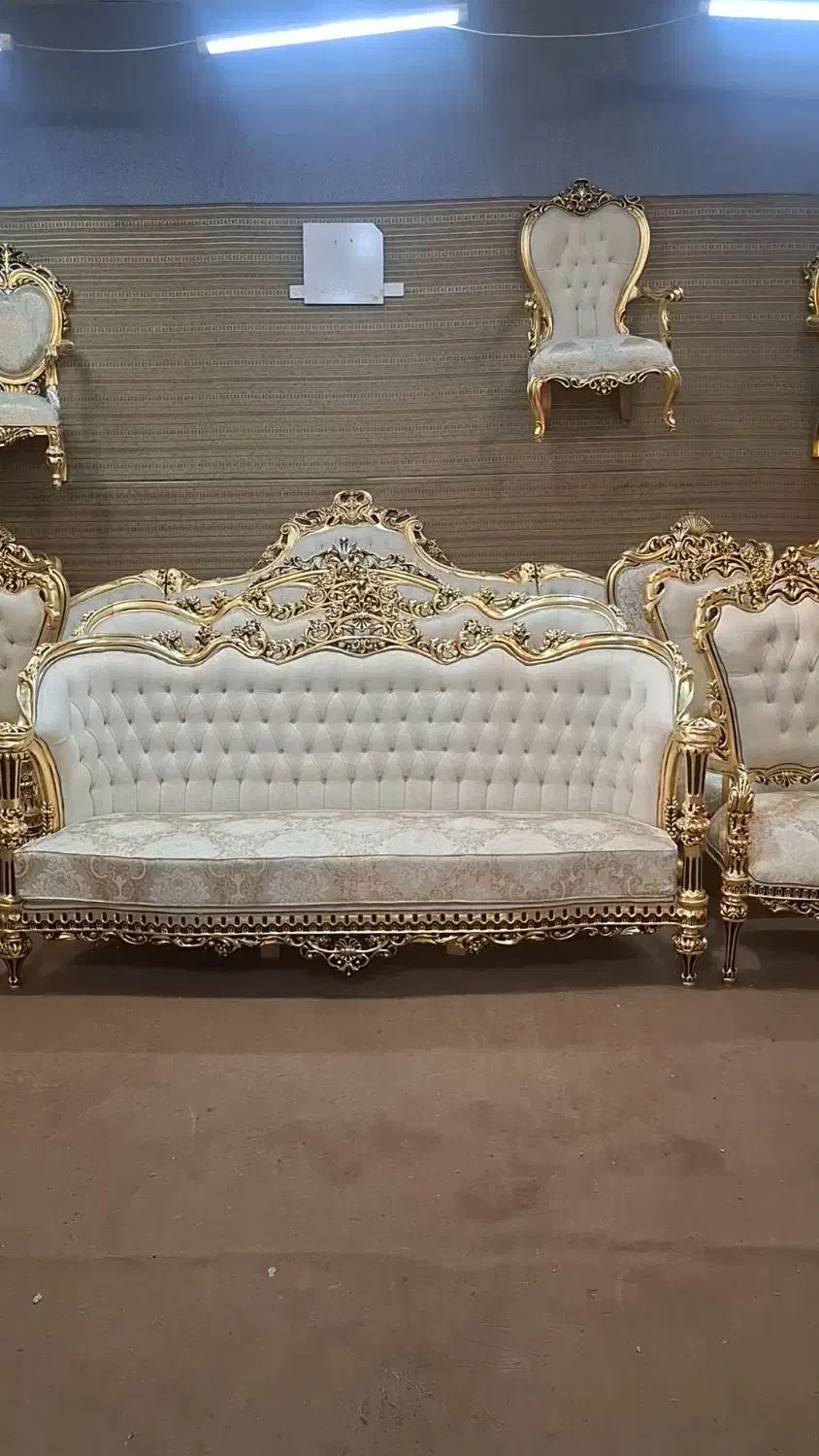 نیازمندنیرویه ساده   برایه رویه کوبی مبلمان.|استخدام صنعتی، فنی، مهندسی|مشهد, سپاد|دیوار