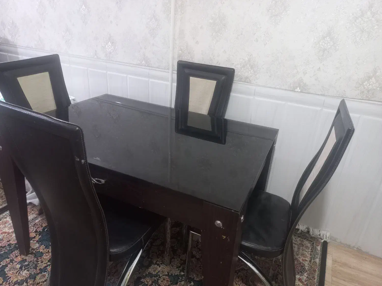 میز غذا خوری|میز و صندلی غذاخوری|پیشوا, |دیوار