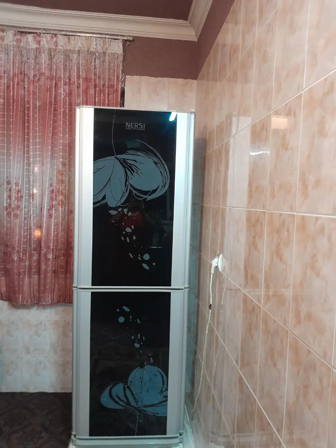 باسلام|یخچال و فریزر|بروجرد, |دیوار