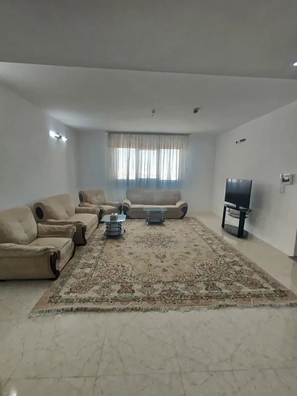 اجاره کوتاه مدت آپارتمان ۸۵ متری تمیز فول|اجارهٔ کوتاهمدت آپارتمان و سوئیت|مشهد, حسابی جنوبی (شهرک غرب)|دیوار